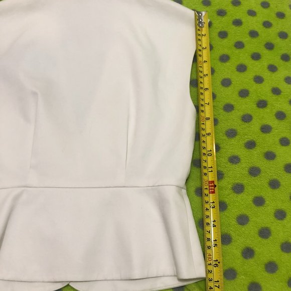 *BRAND NEW* BCBGMaxAzria (Kimmie) Vest - Picture 11 of 11